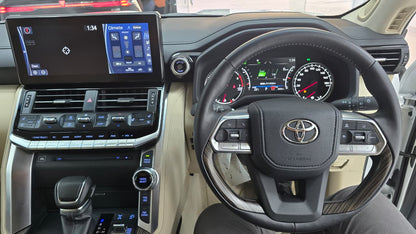 Toyota Land Cruiser Lc300 Zx Full House  2023