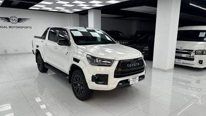 Toyota Hilux Revo Grs  2025