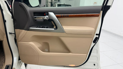 Toyota Land Cruiser Zx Full House 2014