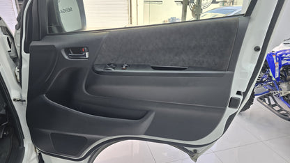 Toyota Hiace GL 2023