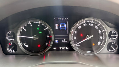 Toyota Land Cruiser Zx Full House 2015