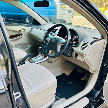 Toyota Corolla Altis 1.6 A/T 2013