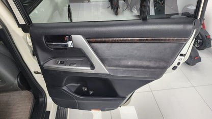 Toyota Land Cruiser Ax 2013