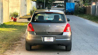 Suzuki Swift DX 1.3 M/T 2013