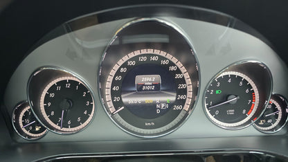 Mercedes Benz E Class E250 Avant garde 2013