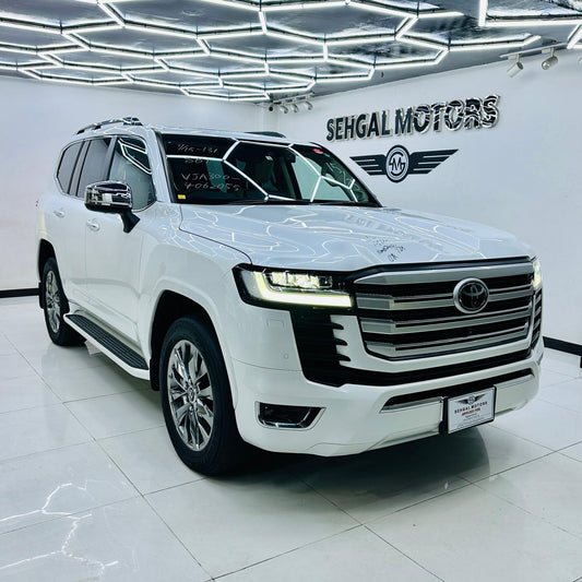 Toyota Land Cruiser LC 300 ZX 2022