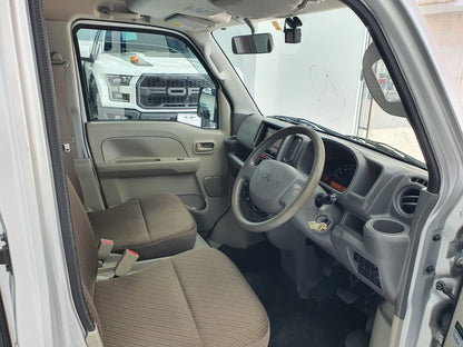 Mitsubishi Minicab G Package  2019