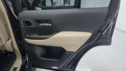 Toyota Land Cruiser Lc300 Zx Full House  2023