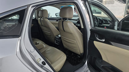 Honda Civic Oriel 1.8 i-VTEC CVT 2020