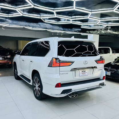 Lexus LX 570 Black Sequence  2020