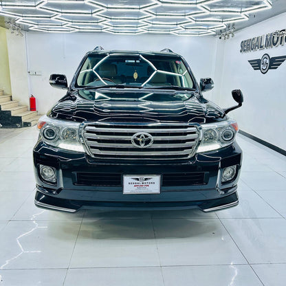 Toyota Land Cruiser AX 4.6 Petrol 2012