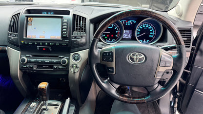 Toyota Land Cruiser Zx Full House 2011