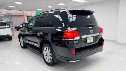 Toyota Land Cruiser Zx Full House 2012