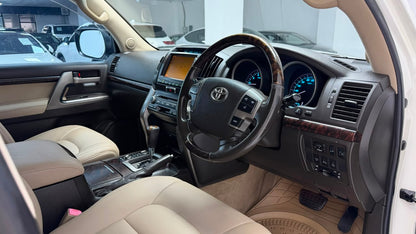 Toyota Land Cruiser Zx Full House 2009