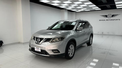 Nissan X-TRAIL Hybrid  2016