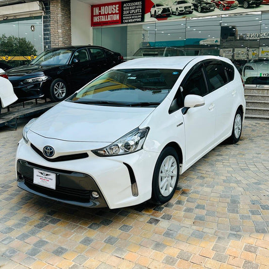 Toyota Prius Alpha Cx S Package  2020