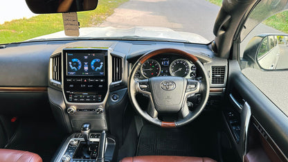 Toyota Land Cruiser ZX 4.6 Petrol 2016