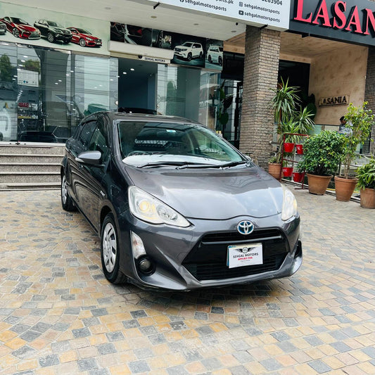 Toyota Aqua S Package  2015