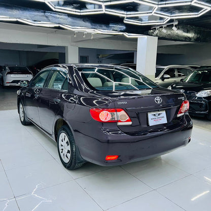 Toyota Corolla GLI 1.3 M/T 2013