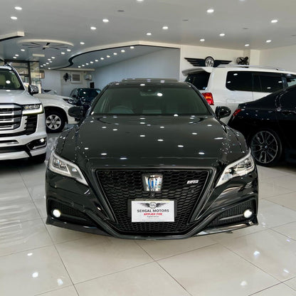 Toyota Crown RS Hybrid 2.5 2018