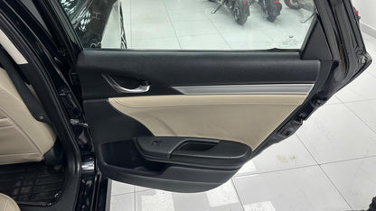 Honda Civic Oriel 1.8 i-VTEC CVT 2019