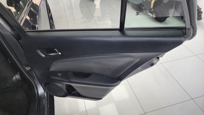 Toyota Prius PHV 2017
