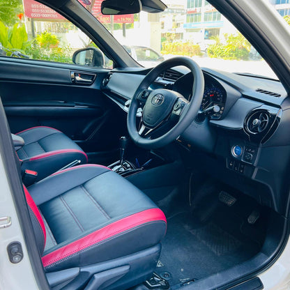 Toyota Corolla Axio Hybrid WXB 1.5 2019