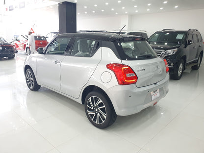 Suzuki Swift GLX CVT 2025