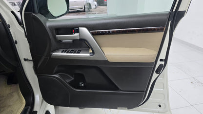 Toyota Land Cruiser Zx Full House 2009