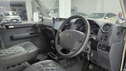 Toyota Land Cruiser 76th Series  2015