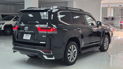 Toyota Land Cruiser Lc300 Zx 2023