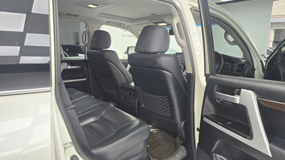 Toyota Land Cruiser AxG Selection  2016