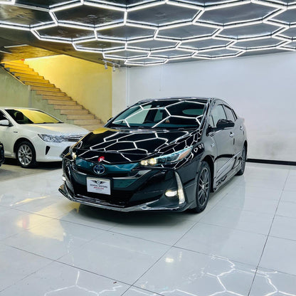 Toyota Prius PHEV 2018