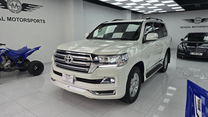 Toyota Land Cruiser Ax 2011