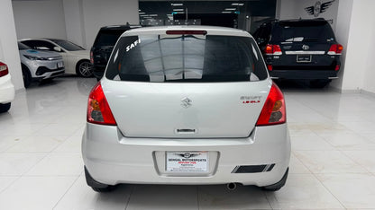 Suzuki Swift DLX 1.3 M/T 2020