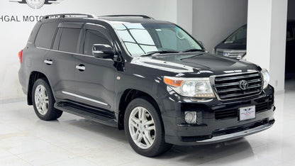 Toyota Land Cruiser Zx Full House 2011