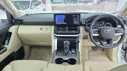 Toyota Land Cruiser 300 Series Zx 2023