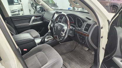 Toyota Land Cruiser Ax 2013