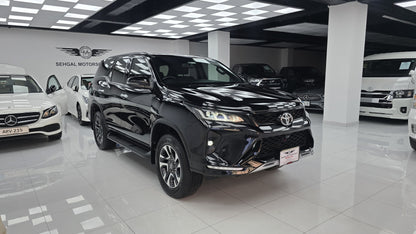 Toyota Fortuner Legender 2022