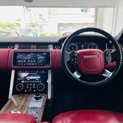 Range Rover Vogue P400e SWB 2019