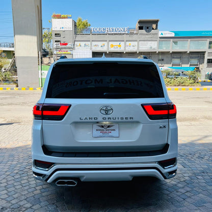 Toyota Land Cruiser ZX 2023