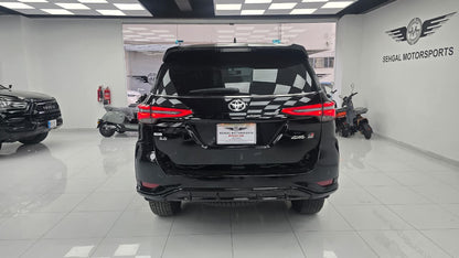 Toyota Fortuner GR-S 2025
