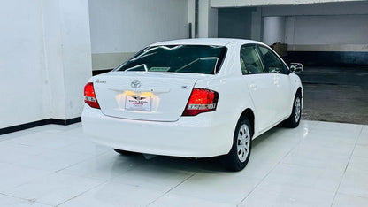Toyota Corolla Axio X  2011