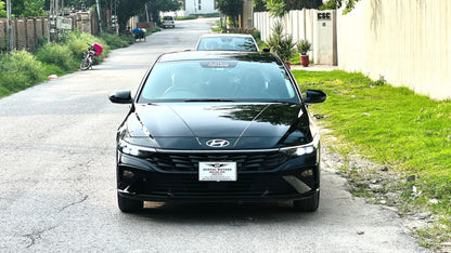 Hyundai Elantra Hybrid 2025