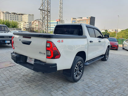 Toyota Hilux Revo V 2.8D 2021