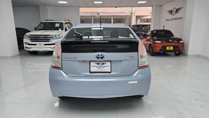 Toyota Prius G Package 2011