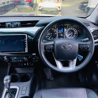 Toyota Hilux Revo V 2.8D 2025