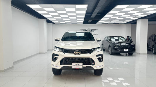 Toyota Fortuner GR-S 2025