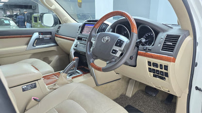 Toyota Land Cruiser Zx Full House 2012