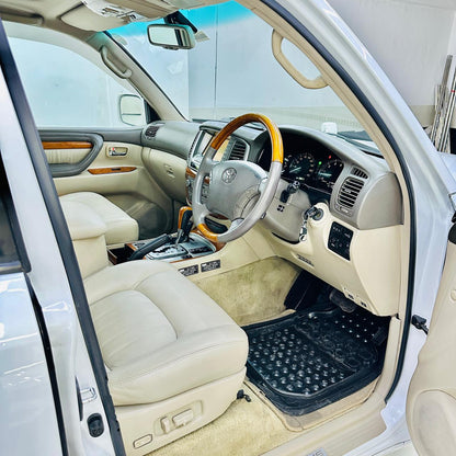 Toyota Land Cruiser Cygnus 4.7 Petrol 2005